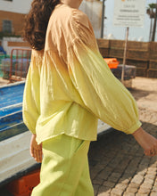 Afbeelding in Gallery-weergave laden, Bloes faded