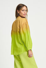 Afbeelding in Gallery-weergave laden, Bloes faded