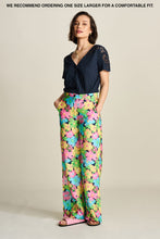 Afbeelding in Gallery-weergave laden, Broek cherry blossom
