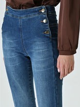 Afbeelding in Gallery-weergave laden, Jeans button
