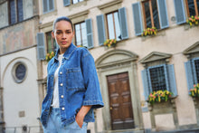 Afbeelding in Gallery-weergave laden, Bloes jeans studs
