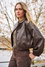 Afbeelding in Gallery-weergave laden, Jacket short
