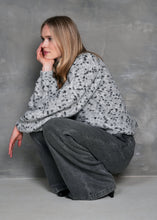 Afbeelding in Gallery-weergave laden, Trui Willy
