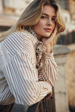 Afbeelding in Gallery-weergave laden, Bloes Lot
