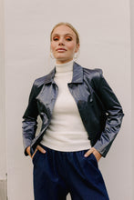 Afbeelding in Gallery-weergave laden, Michelle
