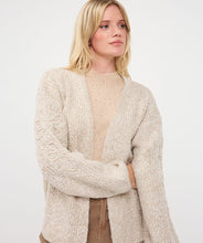 Afbeelding in Gallery-weergave laden, Cardigan cable

