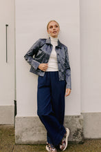 Afbeelding in Gallery-weergave laden, Michelle
